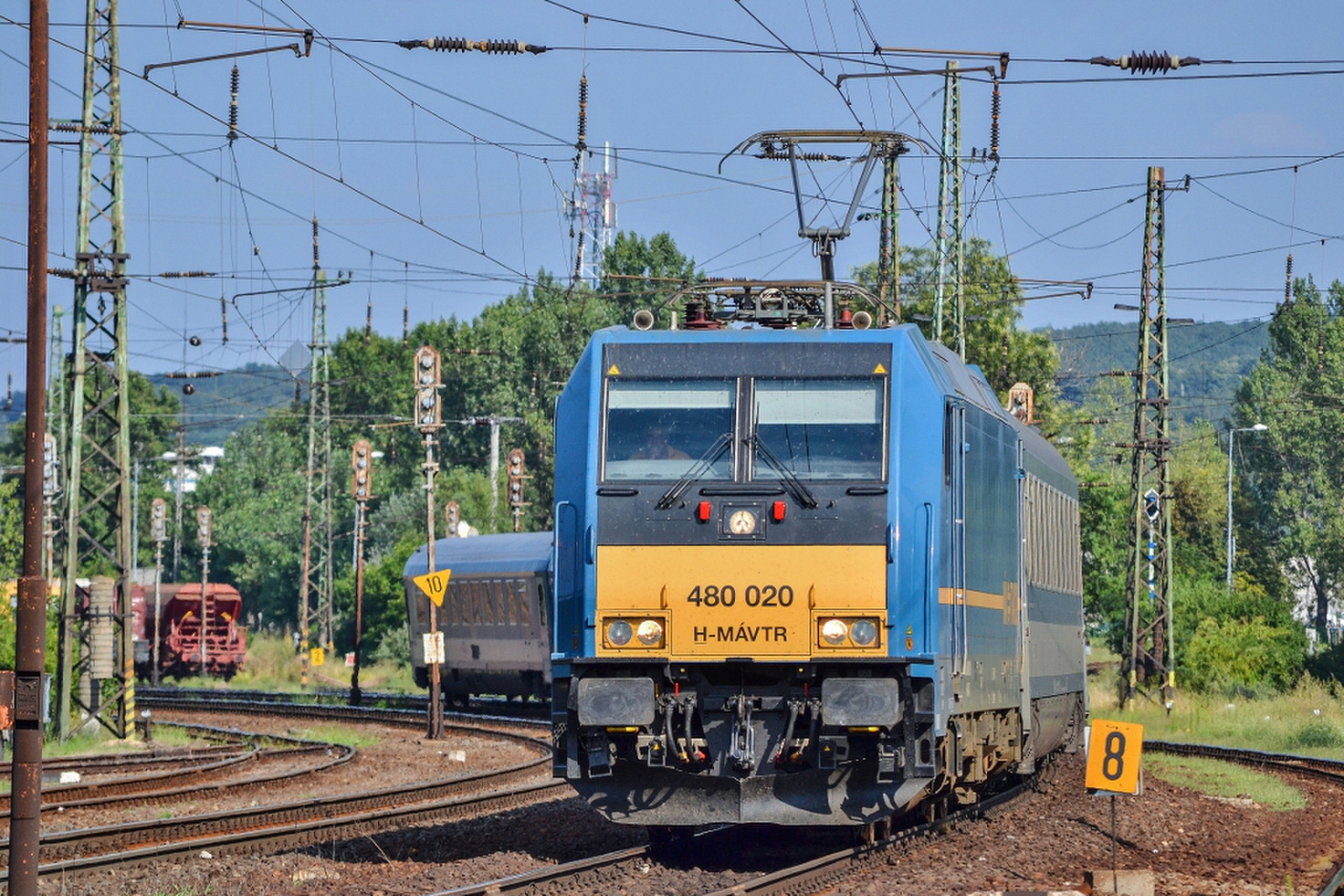 480 020 - 003 Budaörs