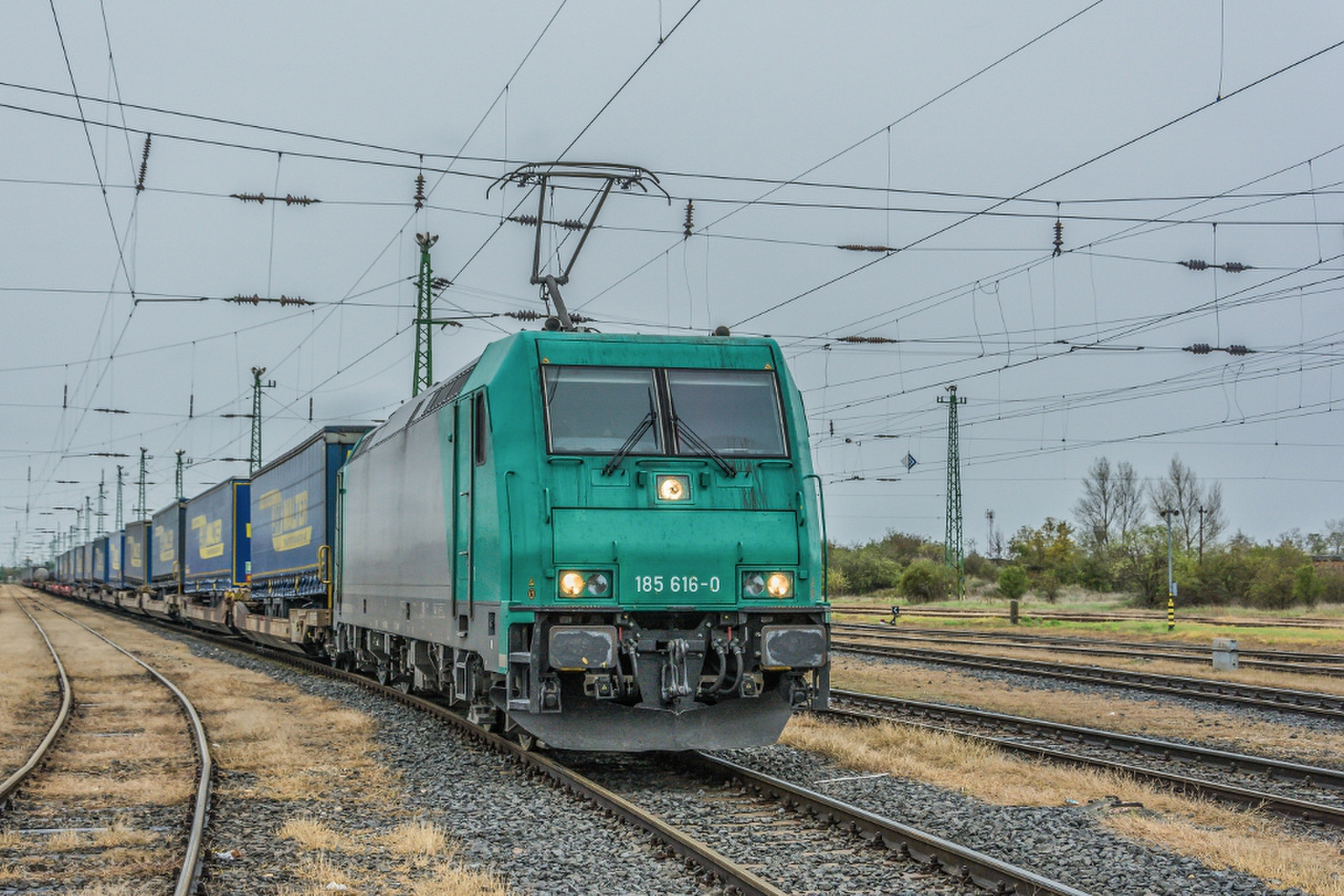 Crossrail AG 185 616 - 002 Hegyeshalom