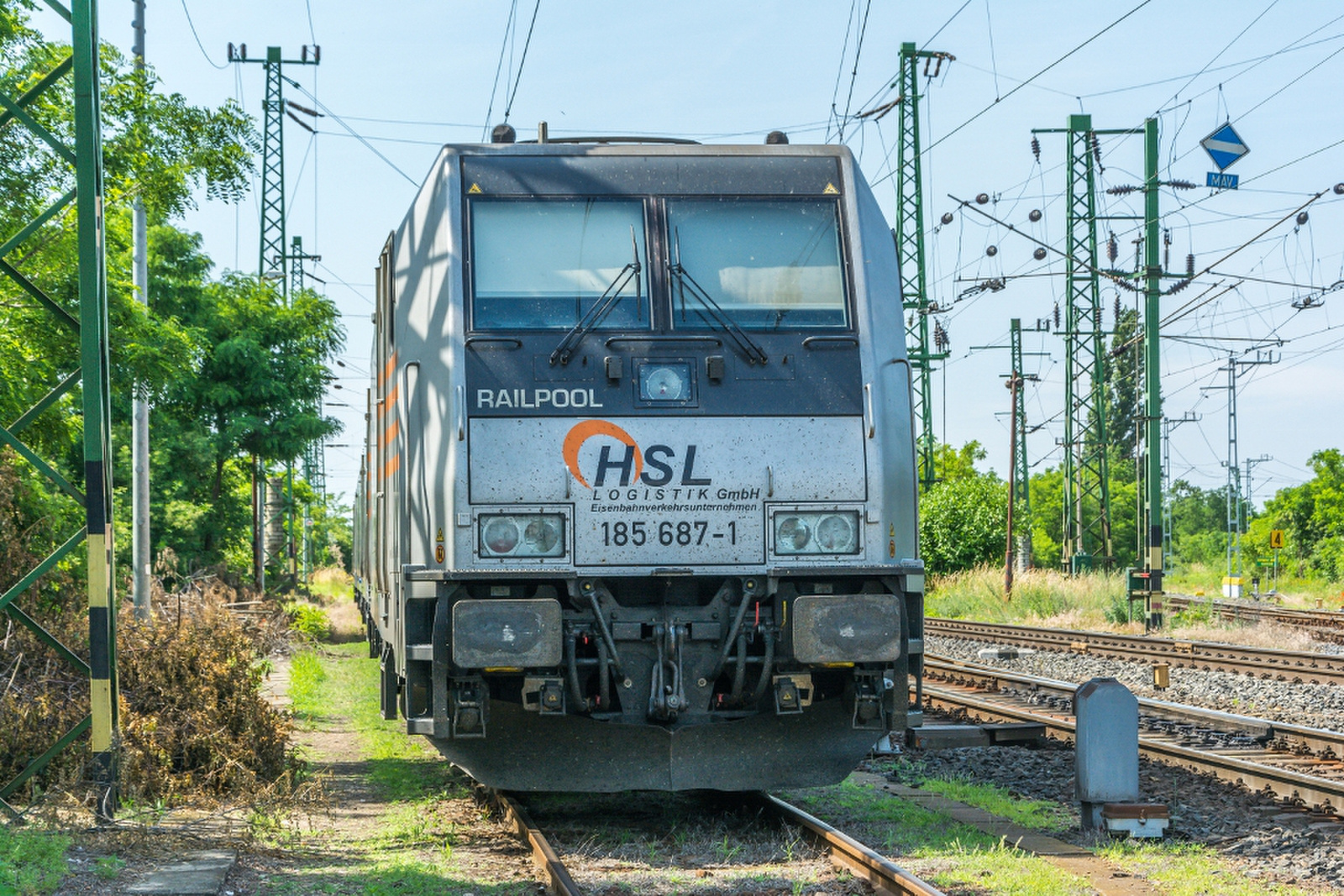 HSL 185 687 - 001 Hegyeshalom