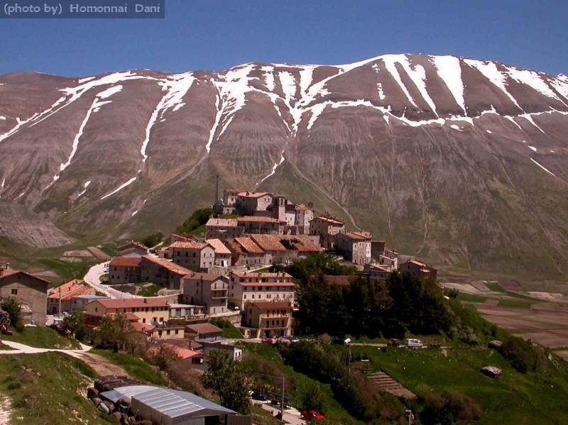 castelluccio 200805 1