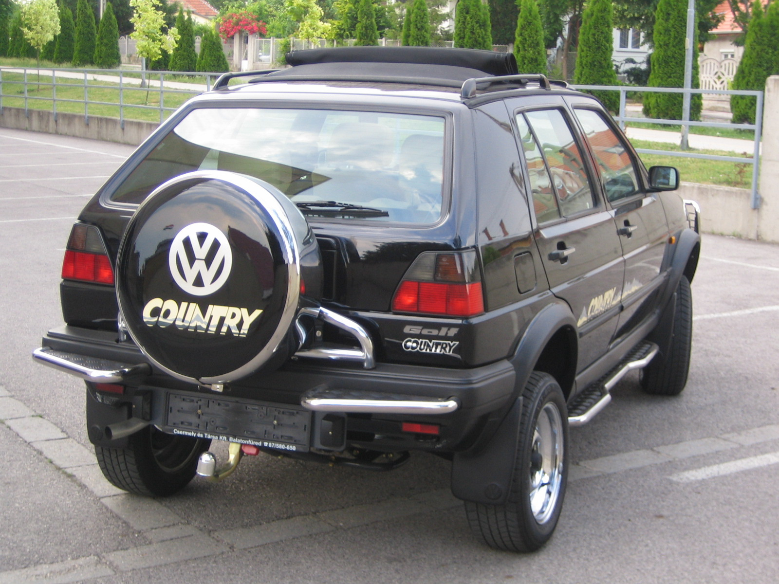 VW Golf Country Crom Edition