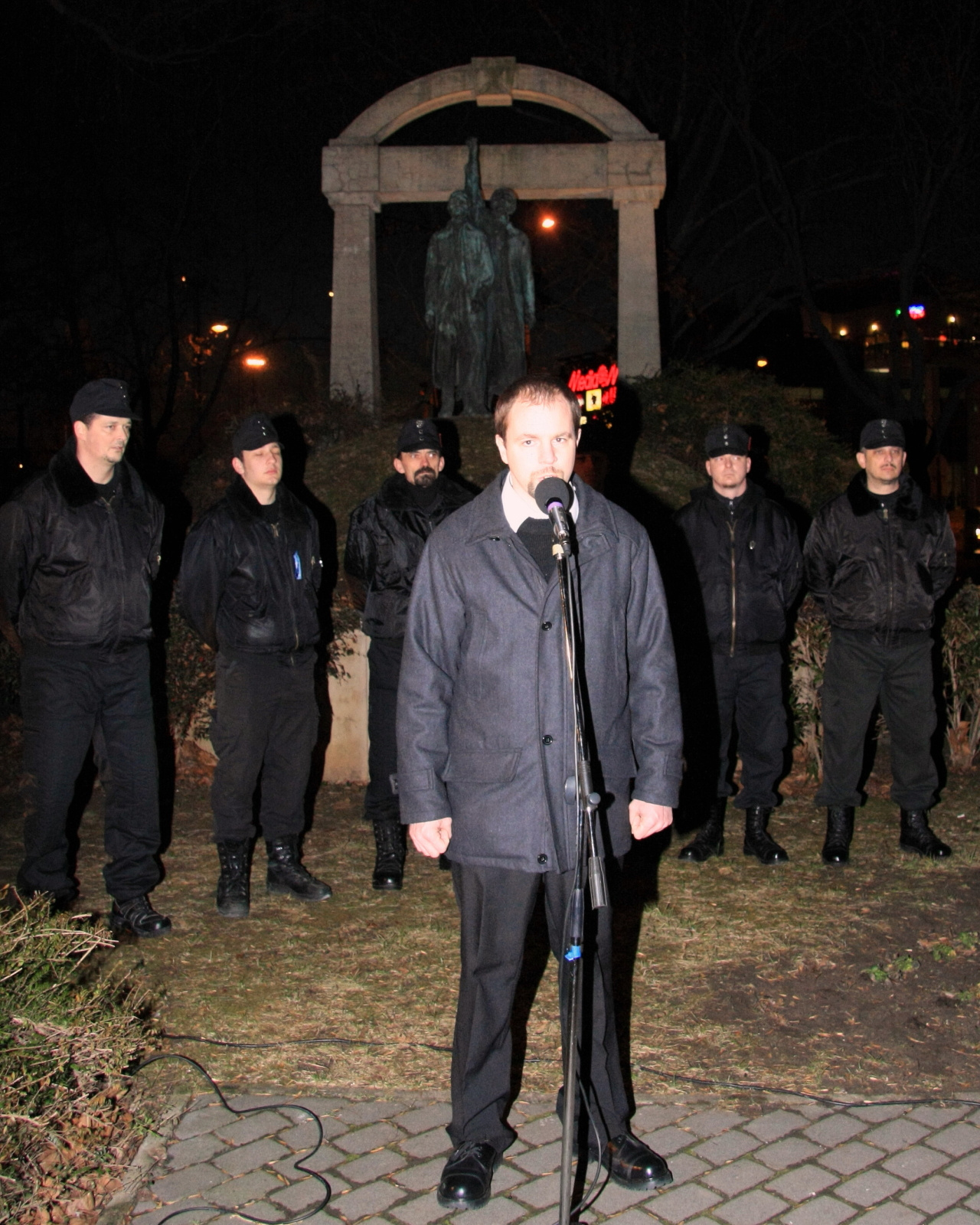 Megemlékezés Tatabánya Jobbik5304