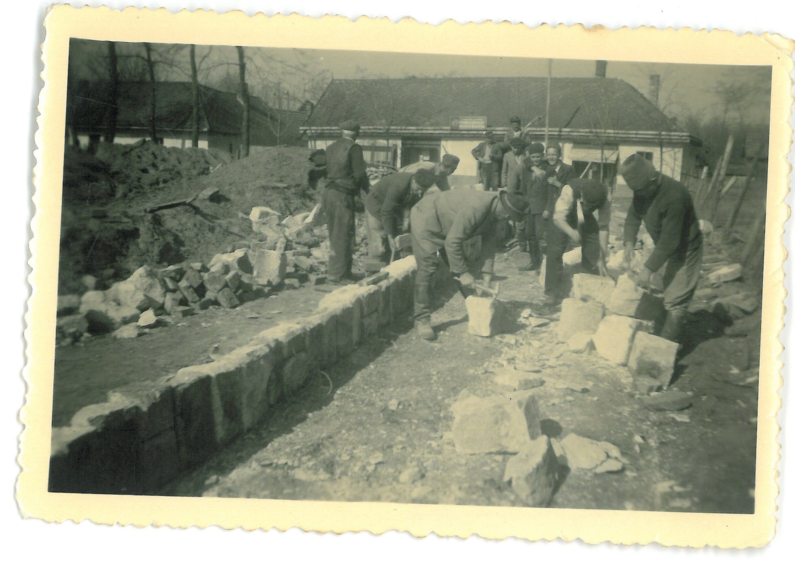 Görög Katolikus iskola építése 1956-57, forrás- Falumúzeum Nyírm