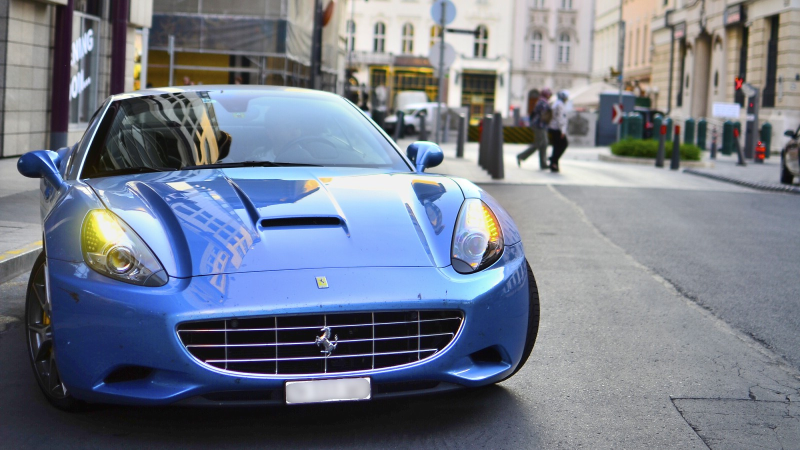 Ferrari California