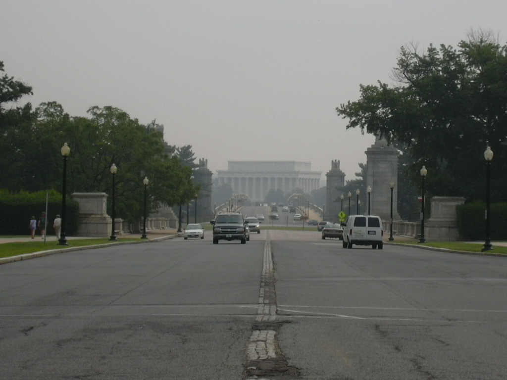 301 Arlington Memorial Bridge észak-kelet felé nézve