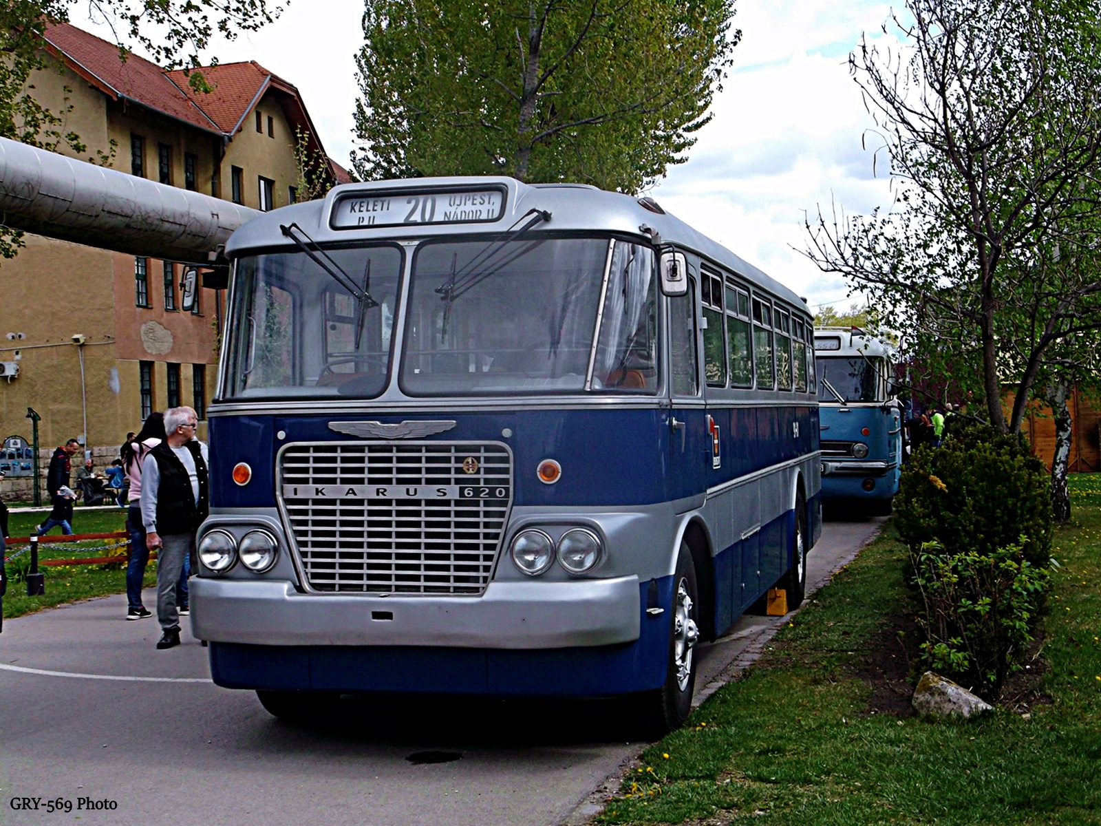 Ikarus 620