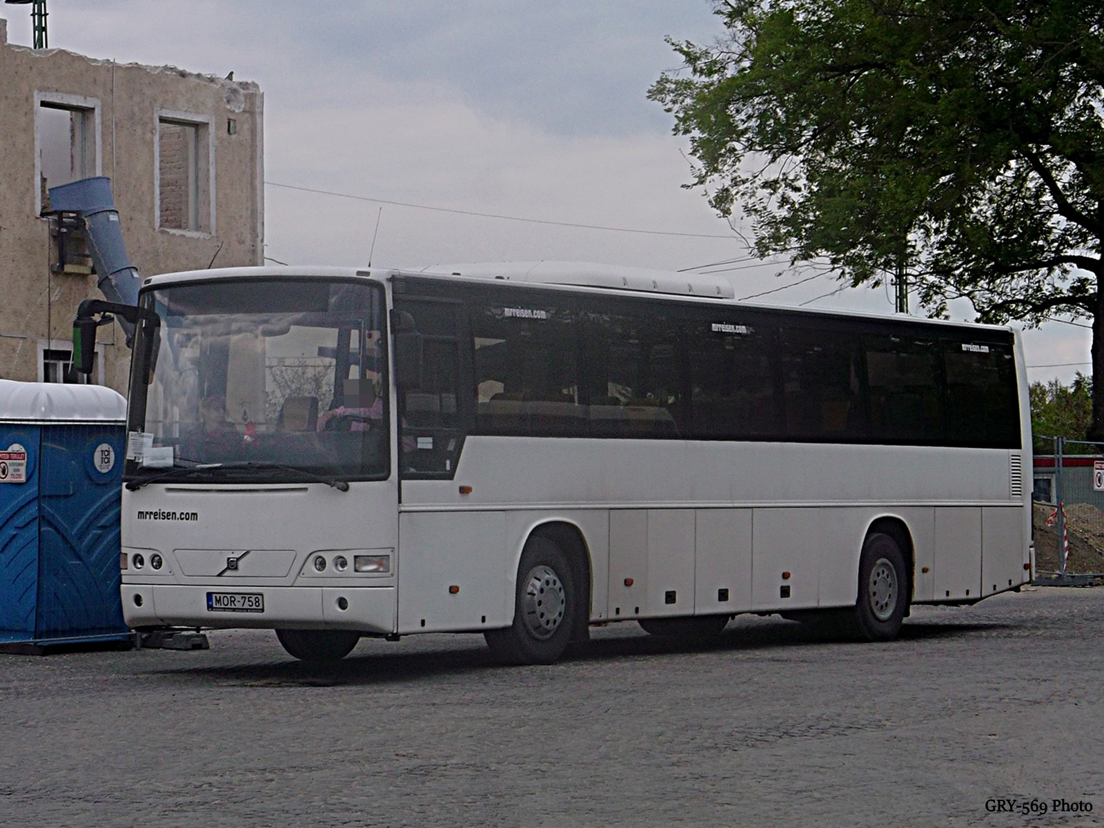 MOR-758