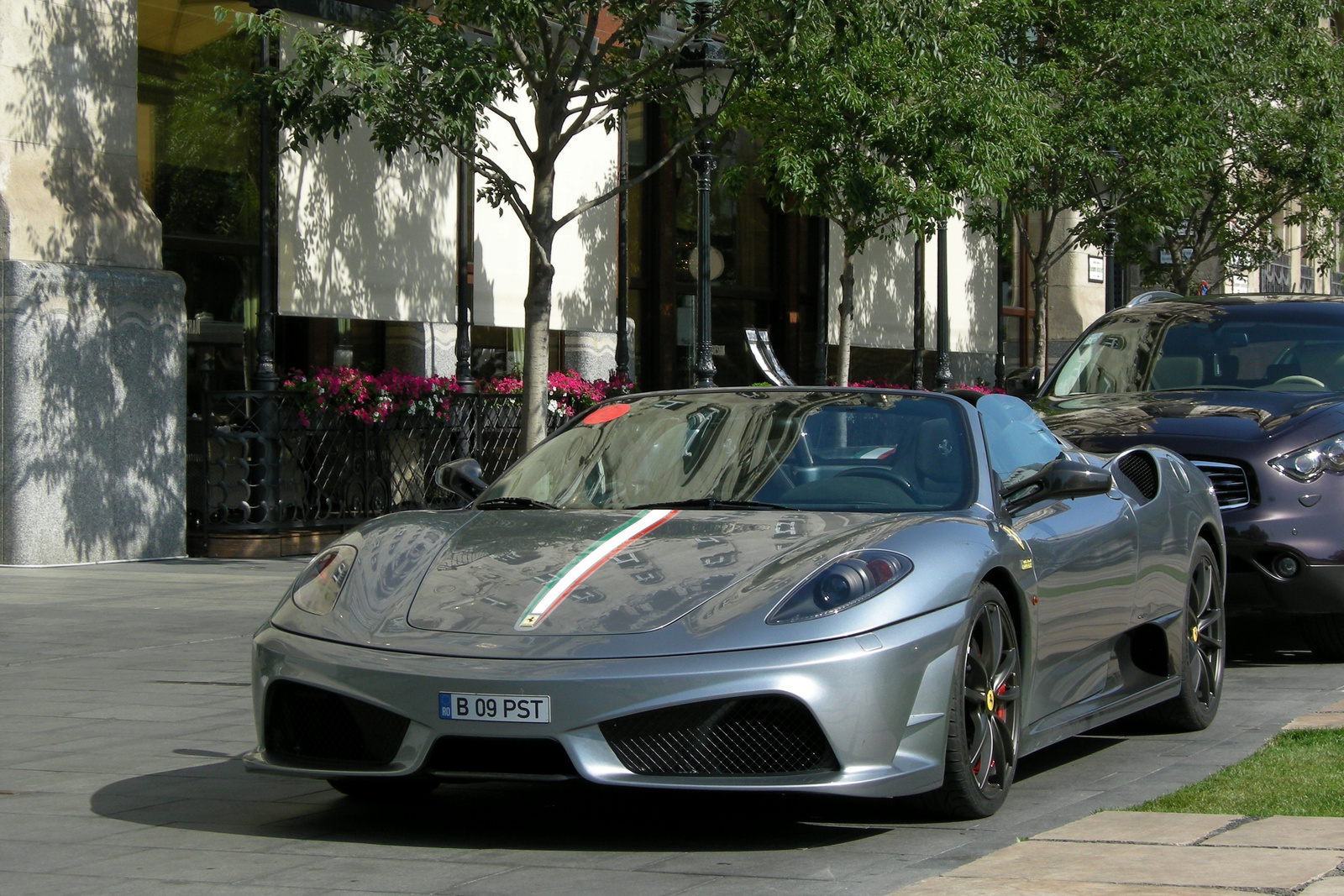 Ferrari Scuderia Spider 16M