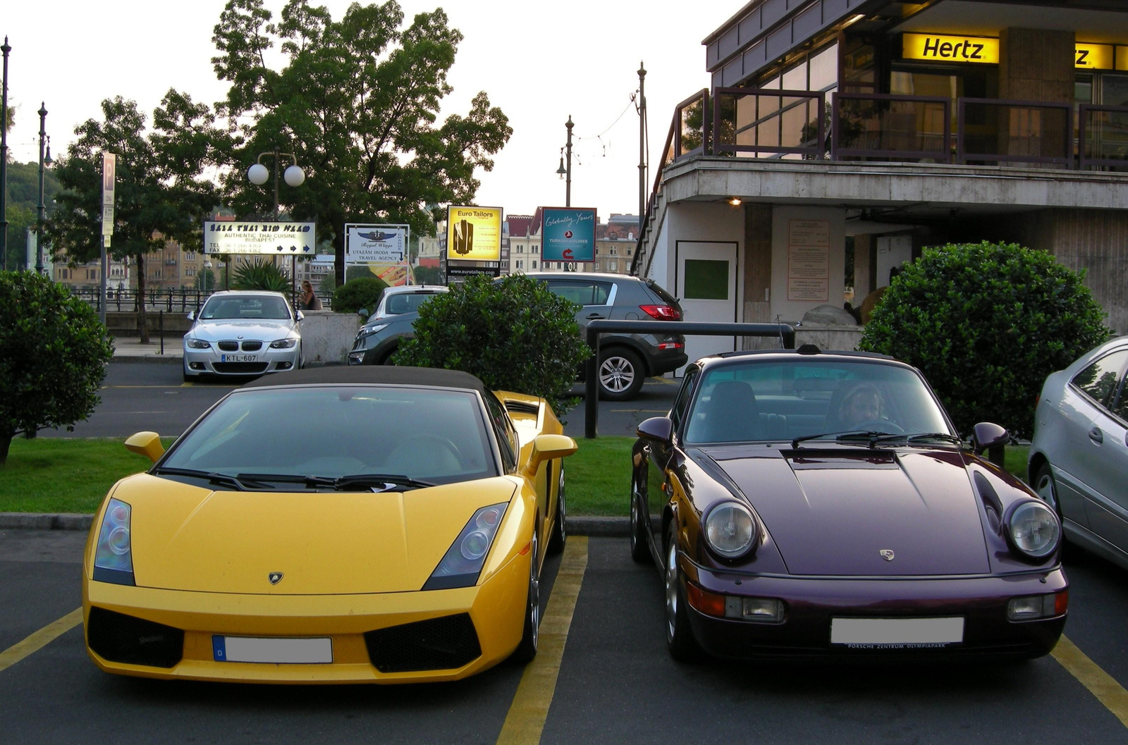 Lamborghini Gallardo Spyder, Porsche 911 Carrera