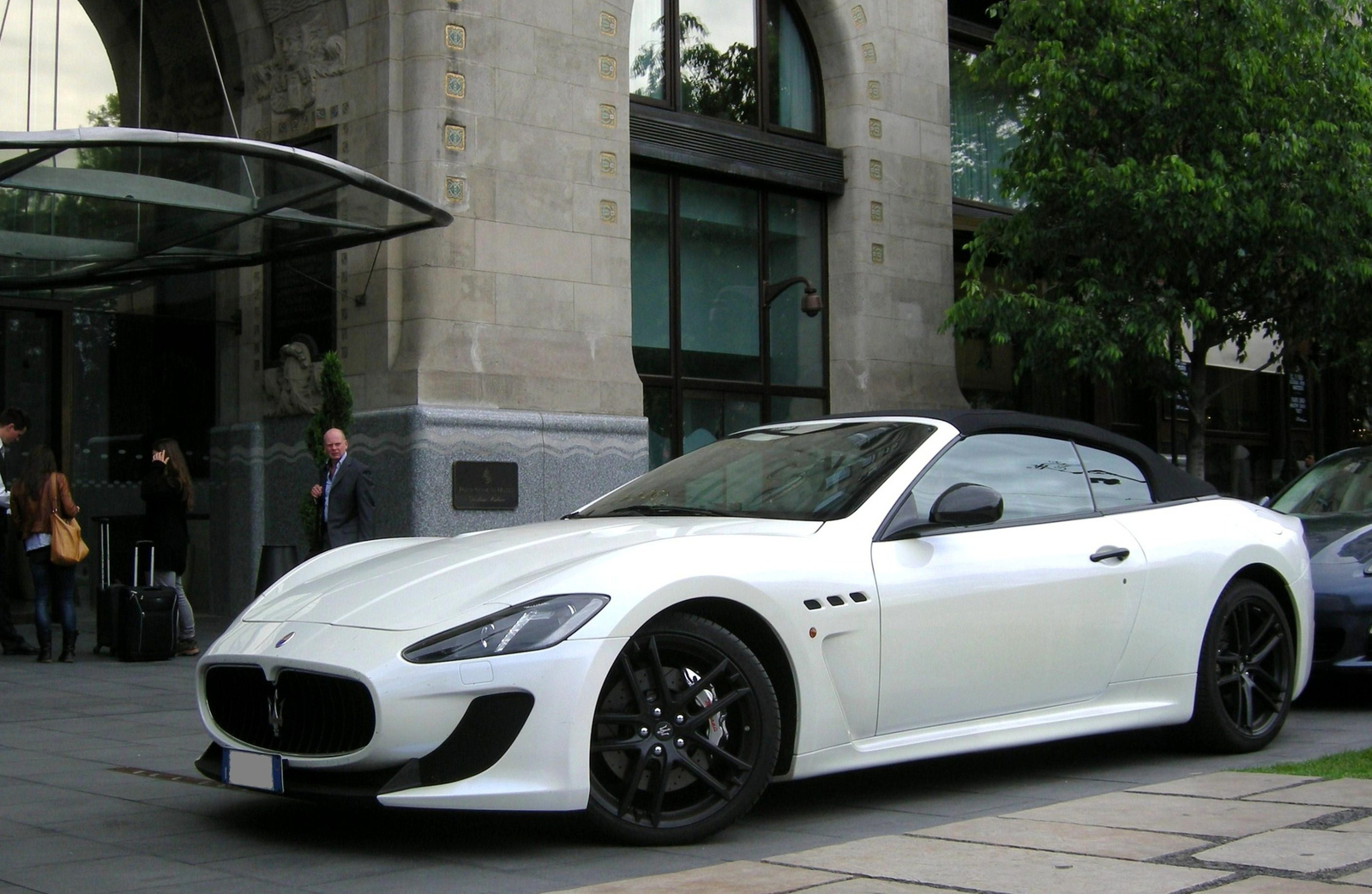 Maserati GranCabrio MC