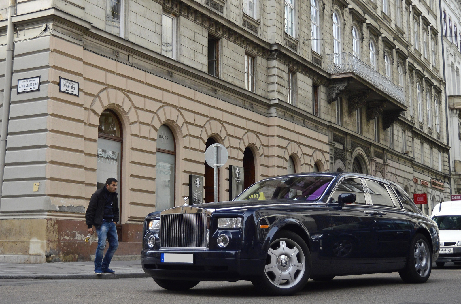 Rolls-Royce Phantom