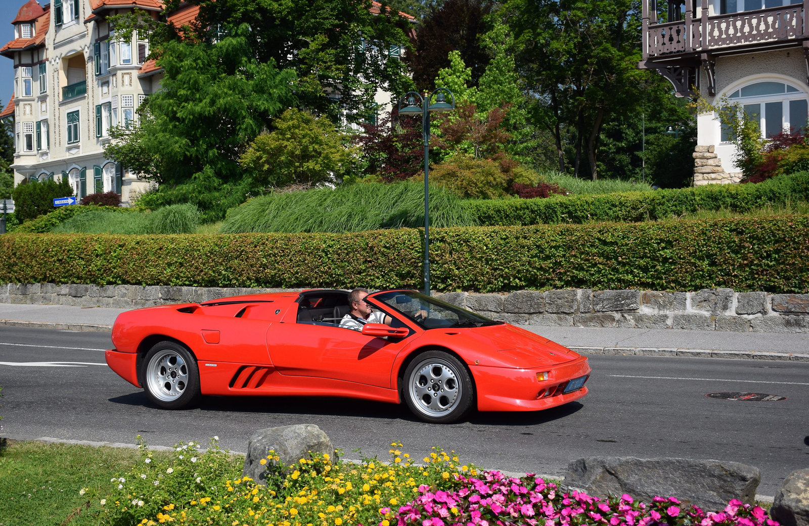 Lamborghini Diablo VT Roadster