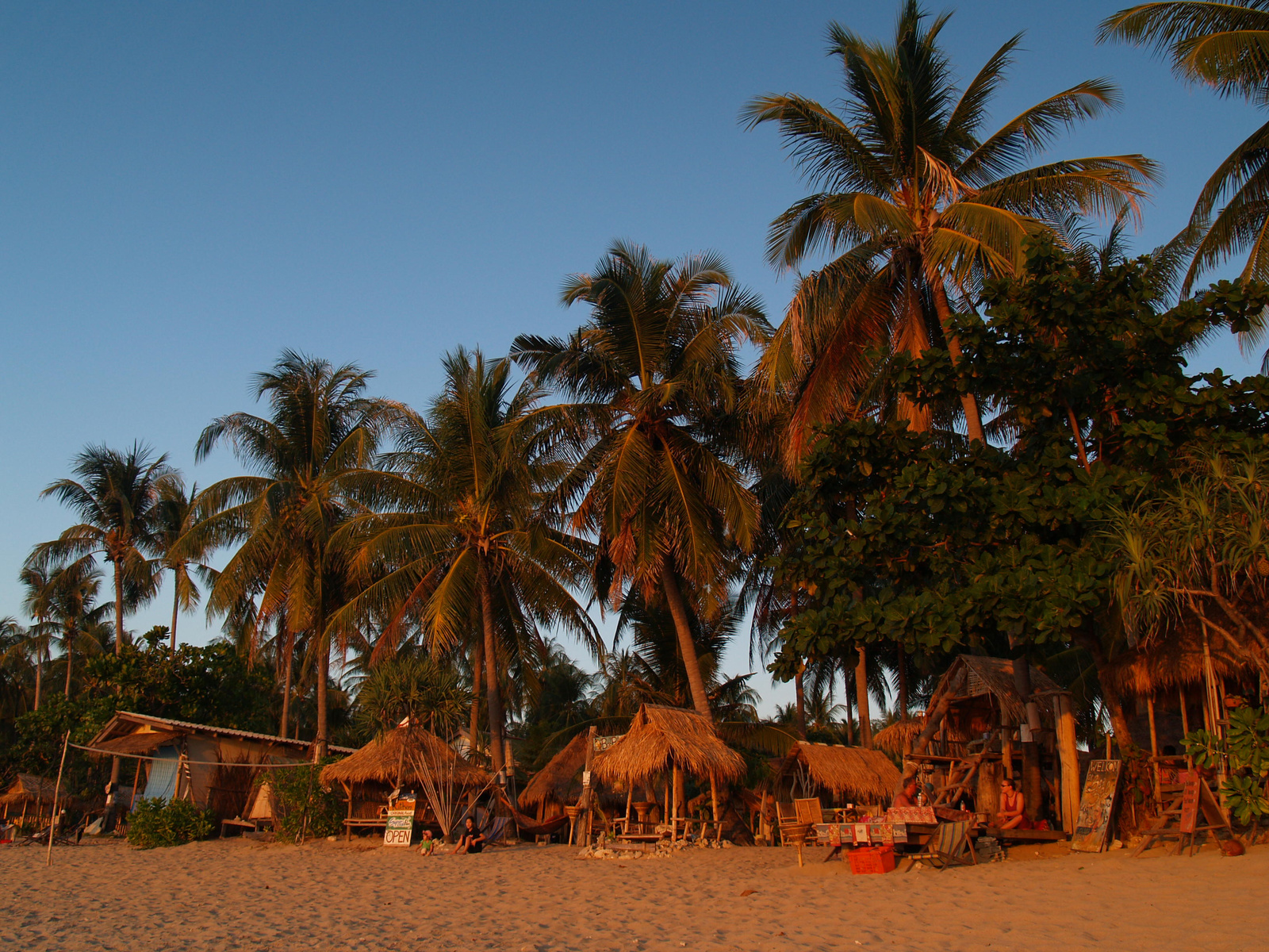 Bee Bee,Koh Lanta