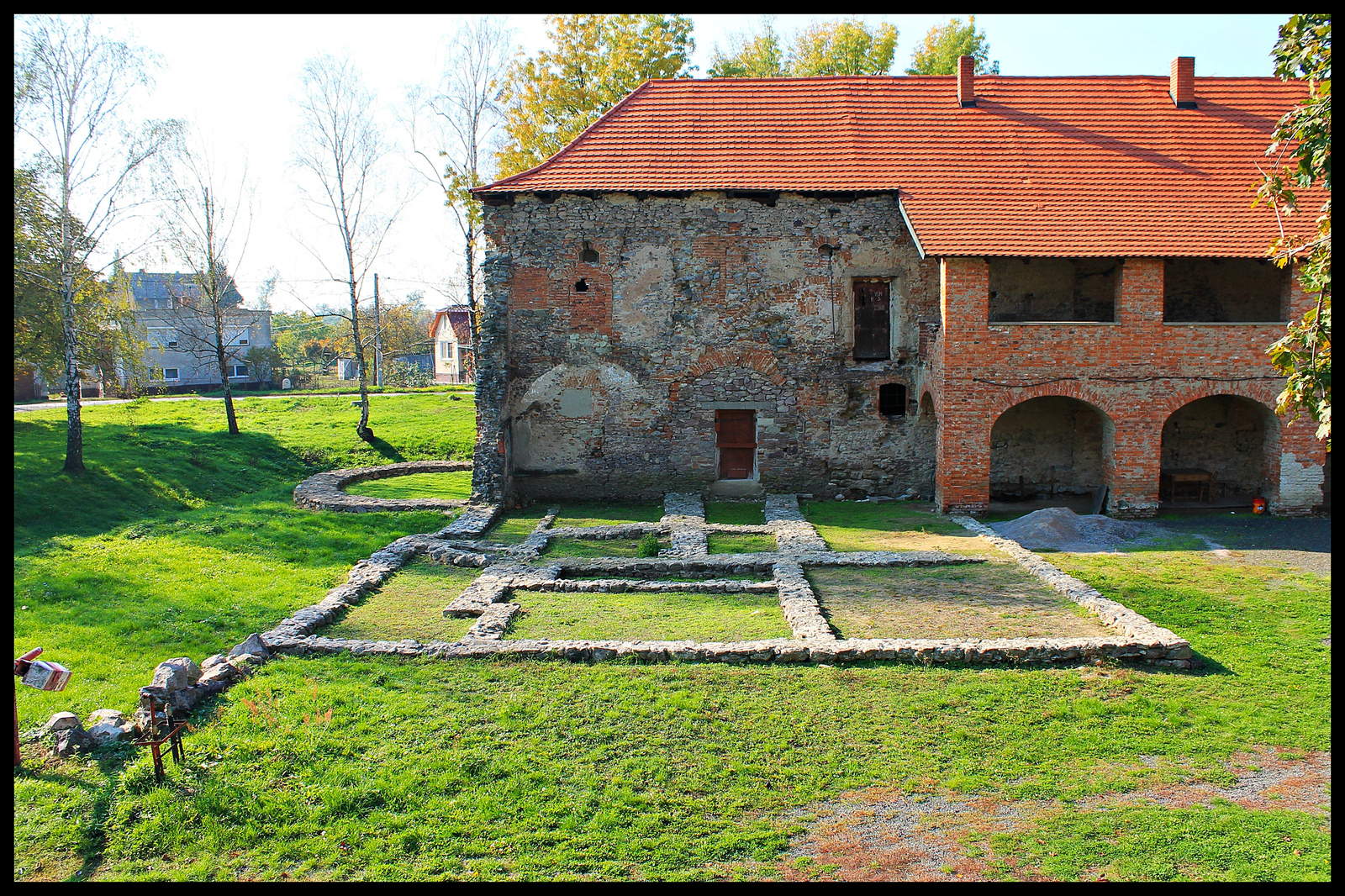 Borsi - Rákóczi-kastély és a vízivár maradványa 034