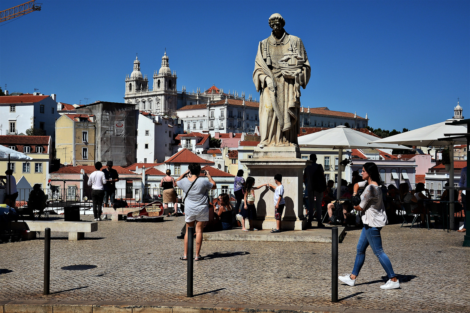 Lisszabon - Miradouro das Portas do Sol 2768