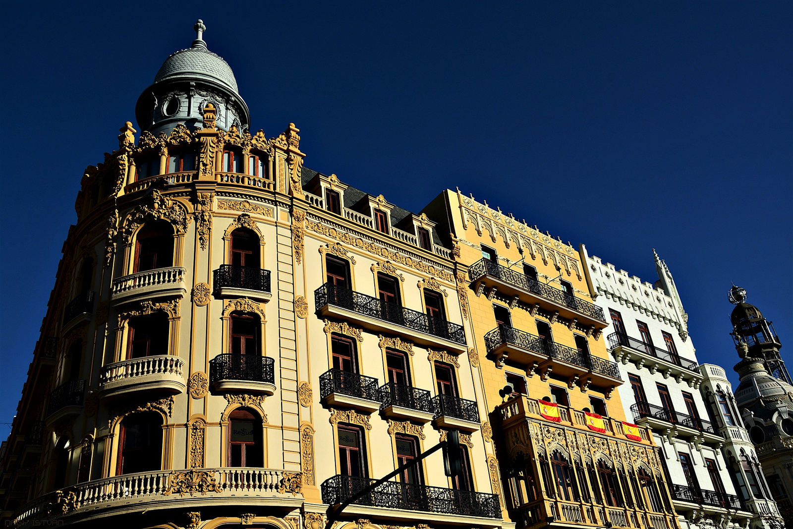 Valencia - Casa Noguera Ferrer y en España