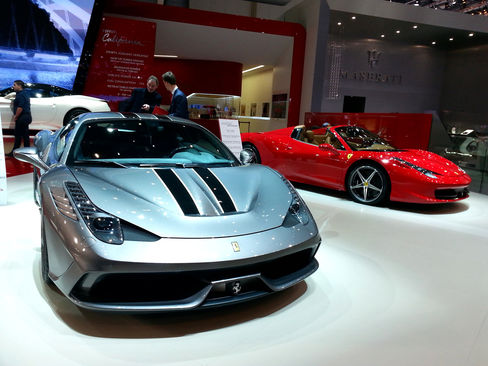 A Ferrari standja Genfben