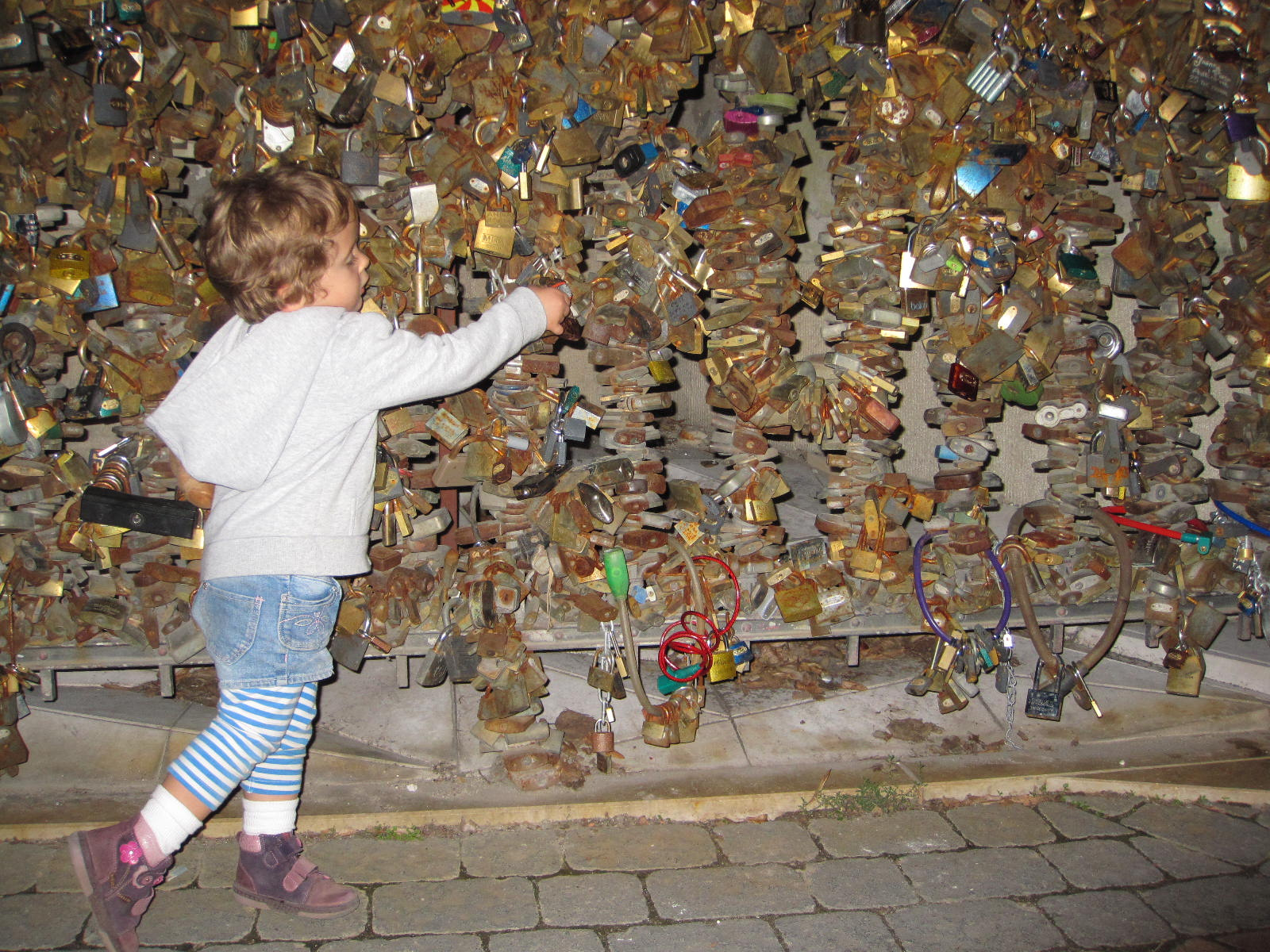 lovers' locks