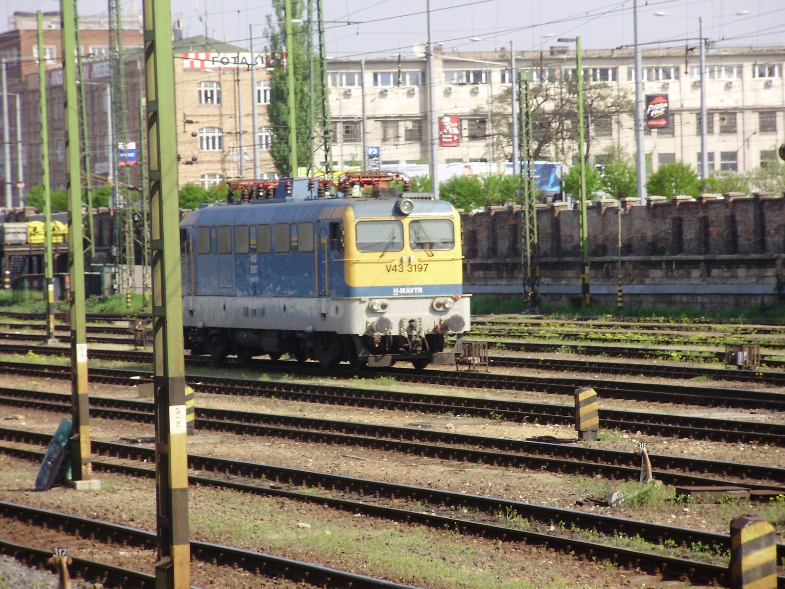 V43-3197 Keleti