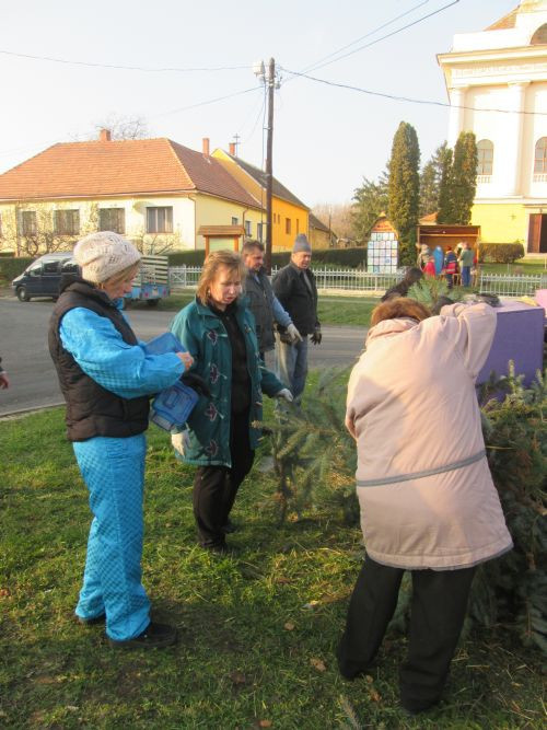 20151128-Adventi készülődés29