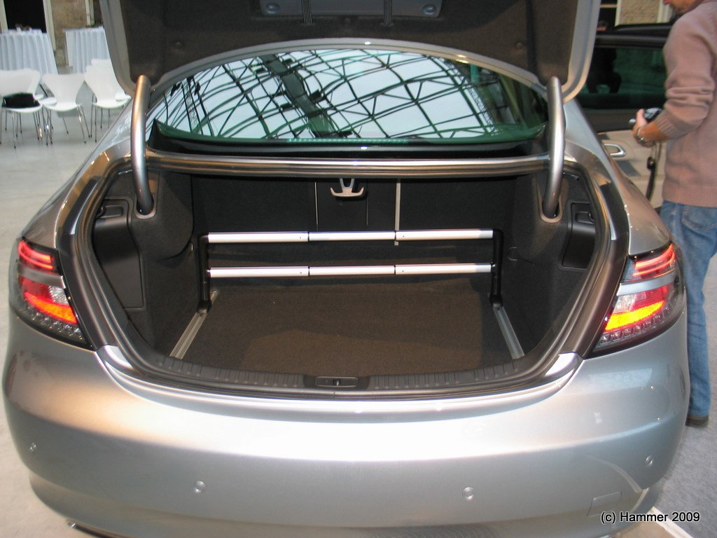2010 Saab 9-5 trunk