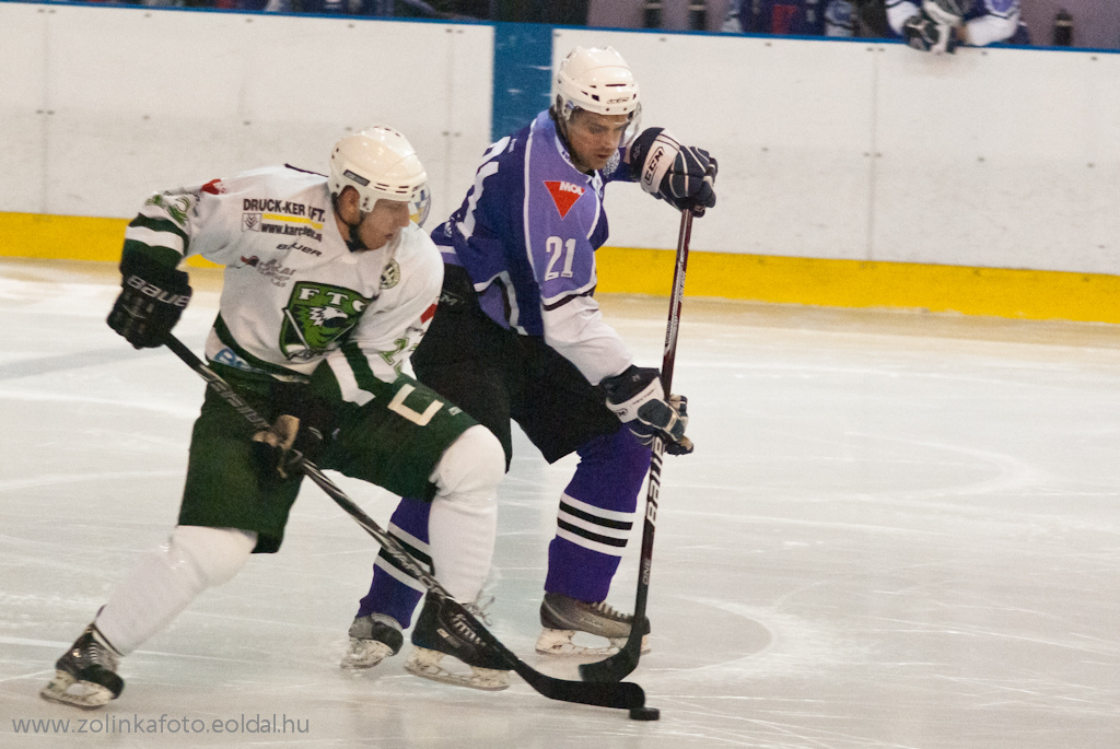 Ujpesti TE - Ferencvarosi TC 1-5 (121 of 272)