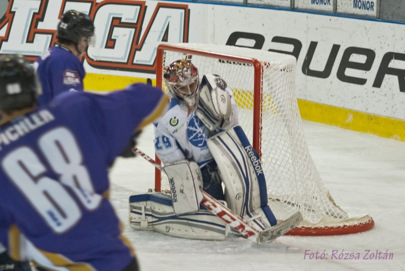 2014.09.22. ute-hc csikszereda 4-1-7071