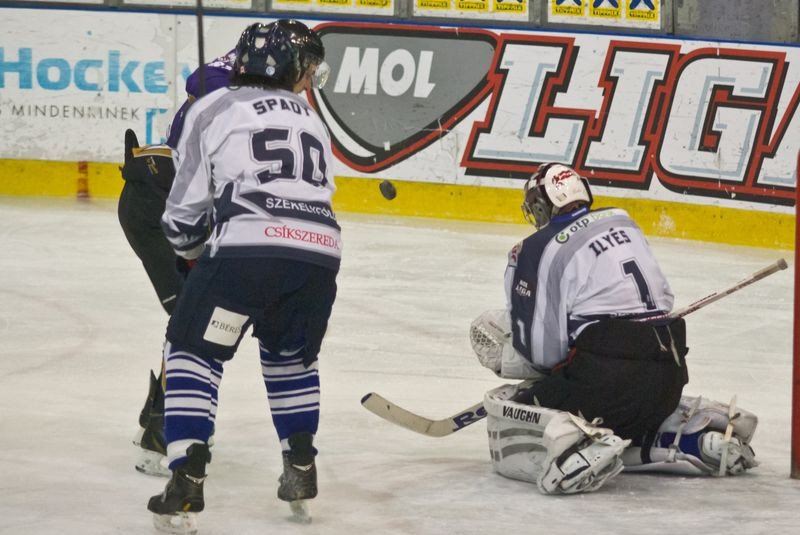 2015.01.04.UTE-Csíkszereda 4-3Bü-9789