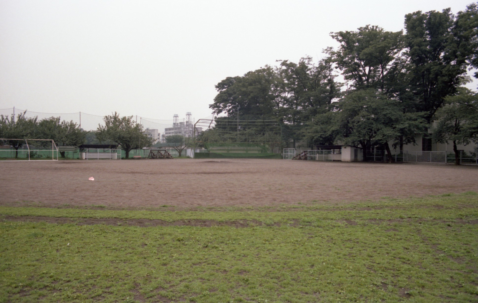 SM Field 82