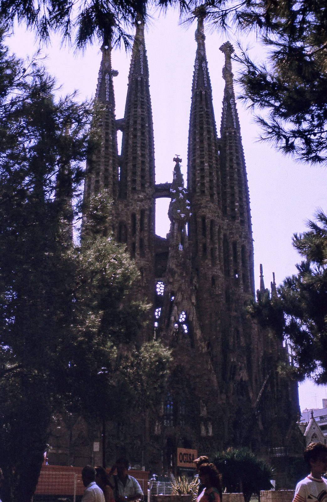 6-7 Barcelona-Güell-Gaudi-Igualada-Montserrat-027