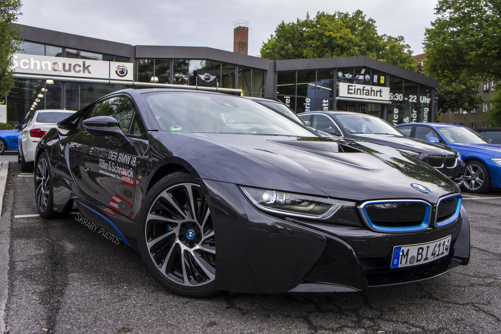 BMW i8