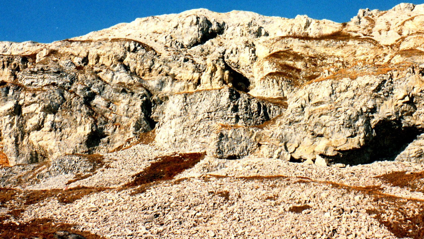 Tengerparti sziklák