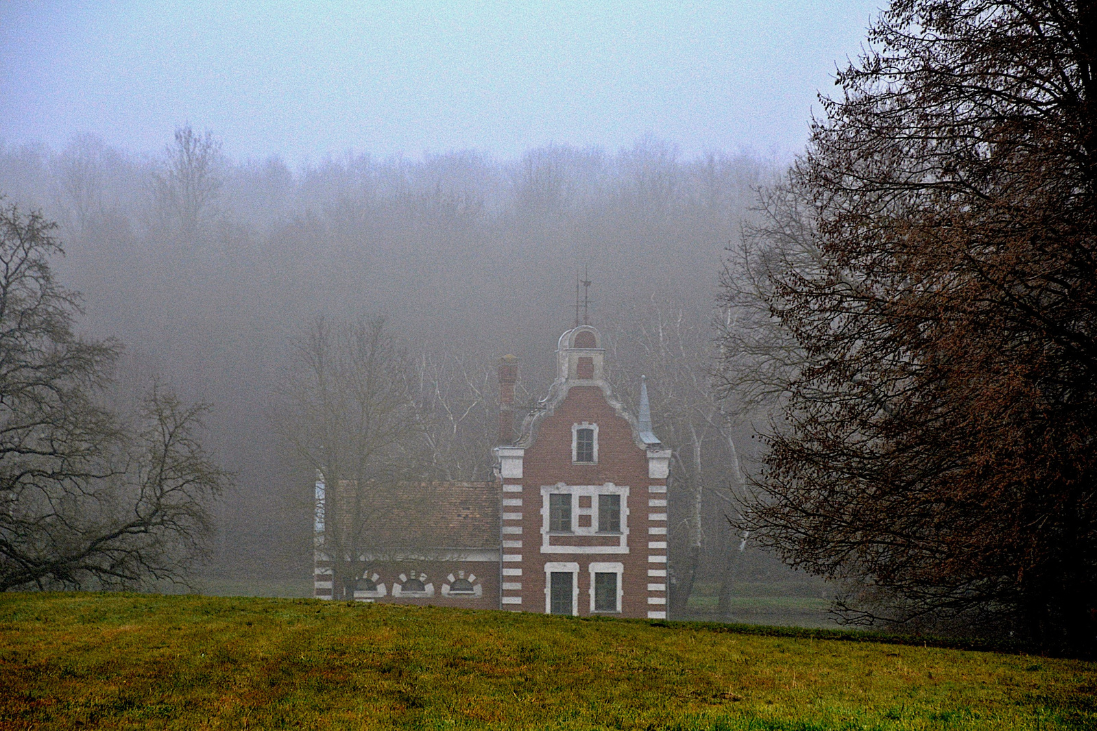 Hollandi ház - ködben