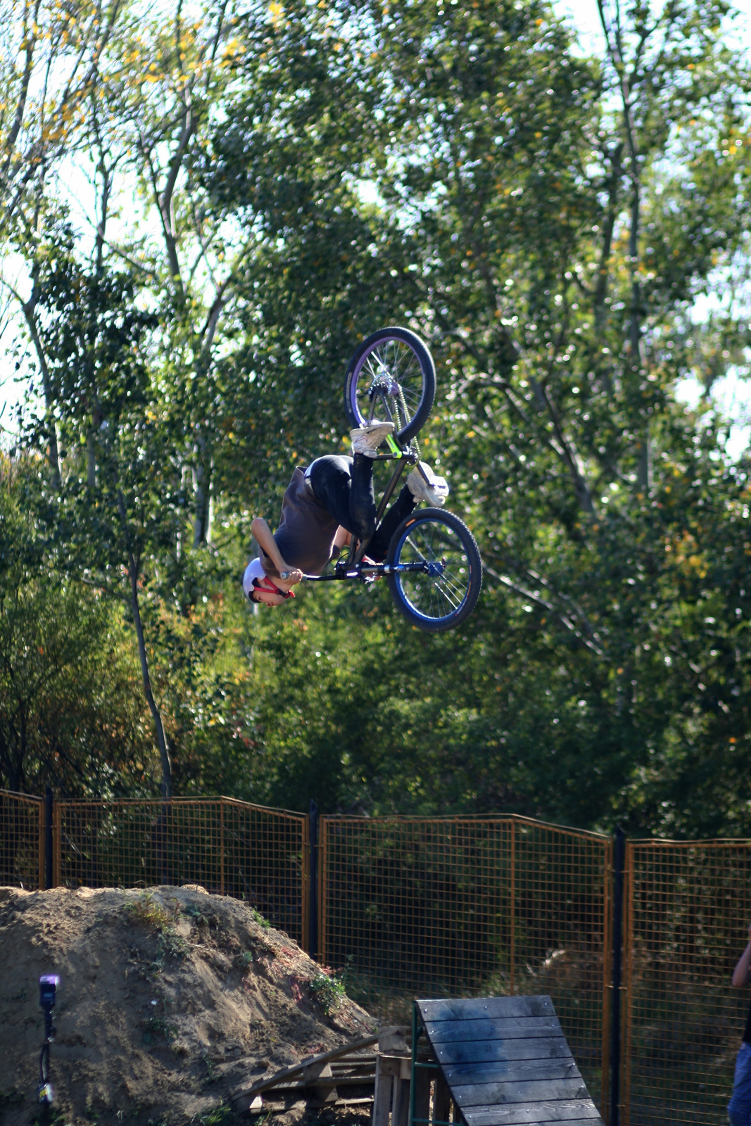 Backflip (Gyöngyösi Robi)