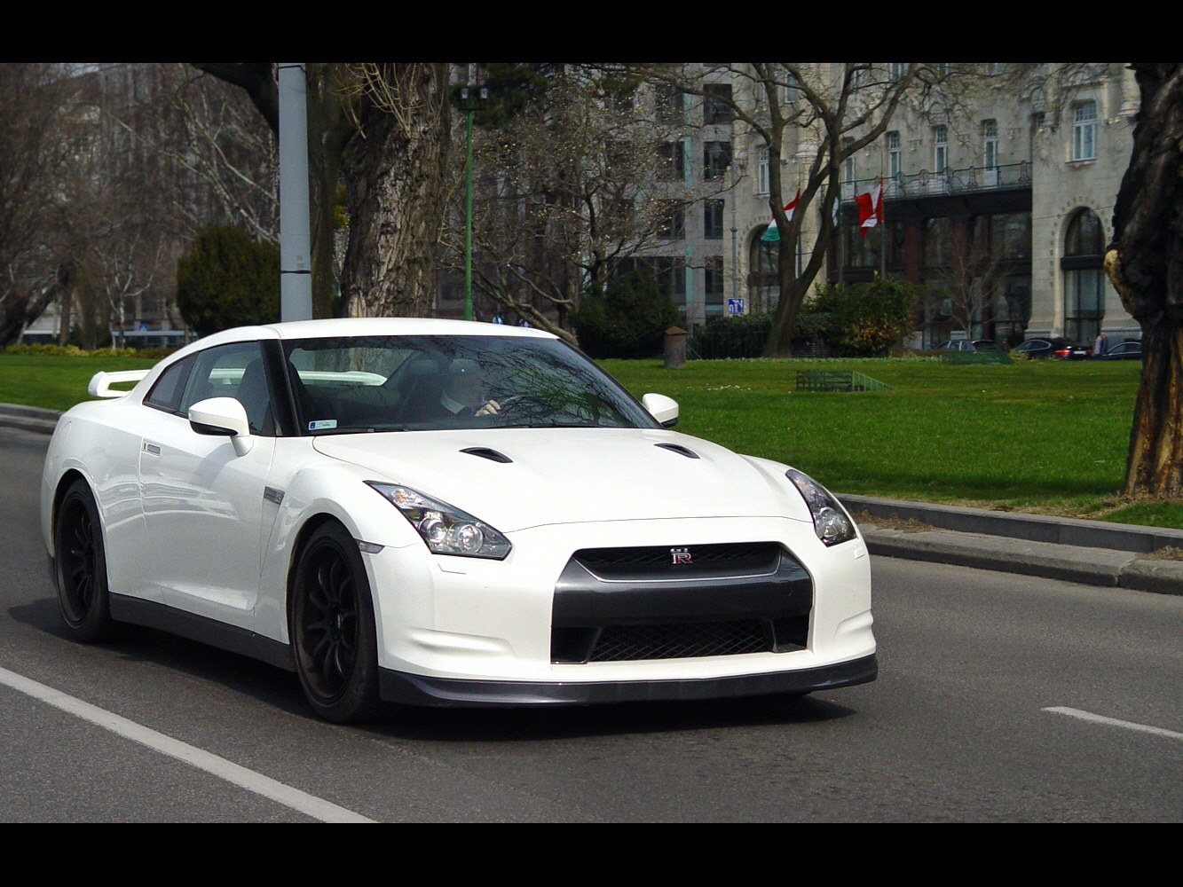 Nissan GT-R