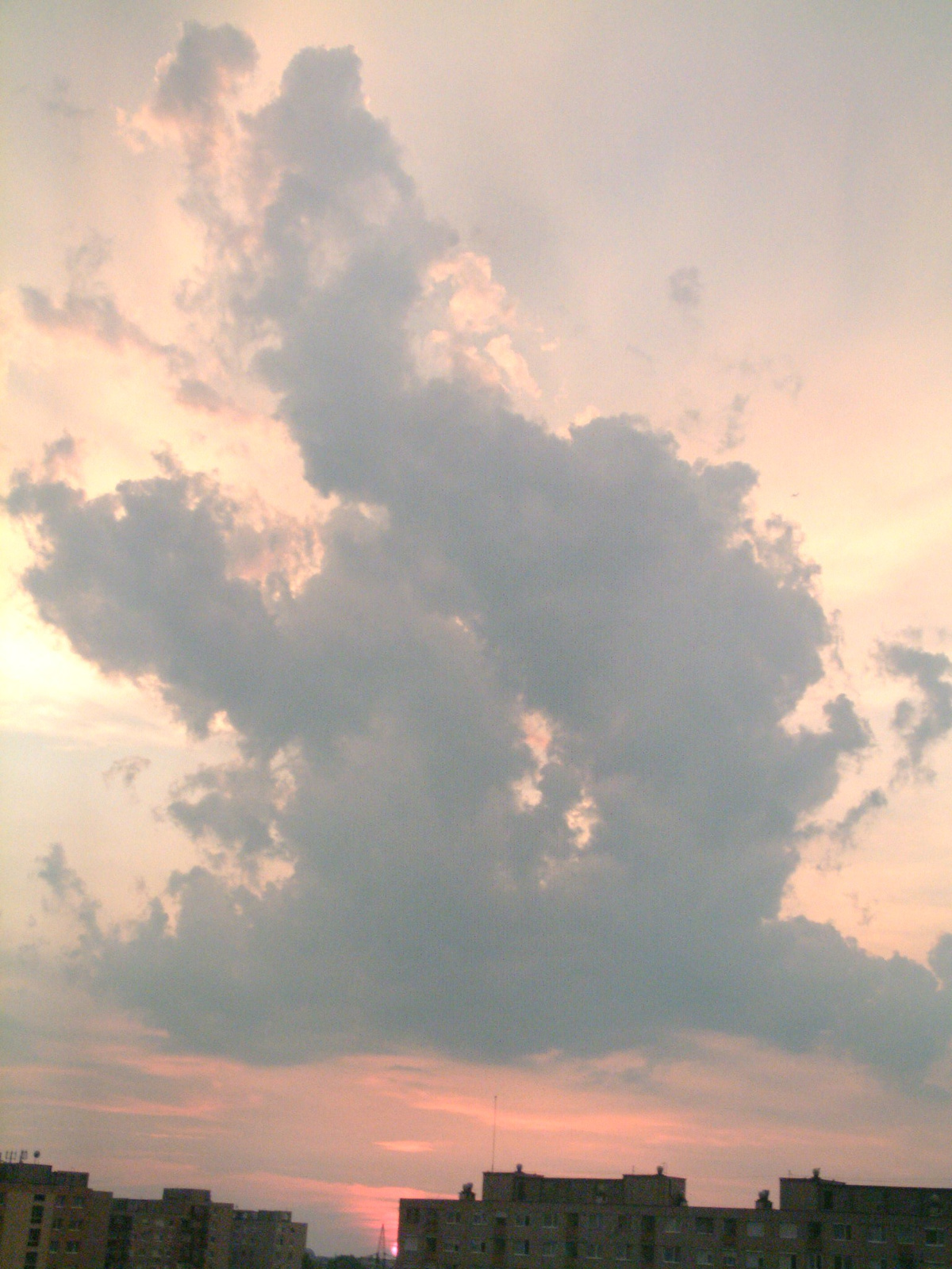 2011- Különleges- felhőképek! 001