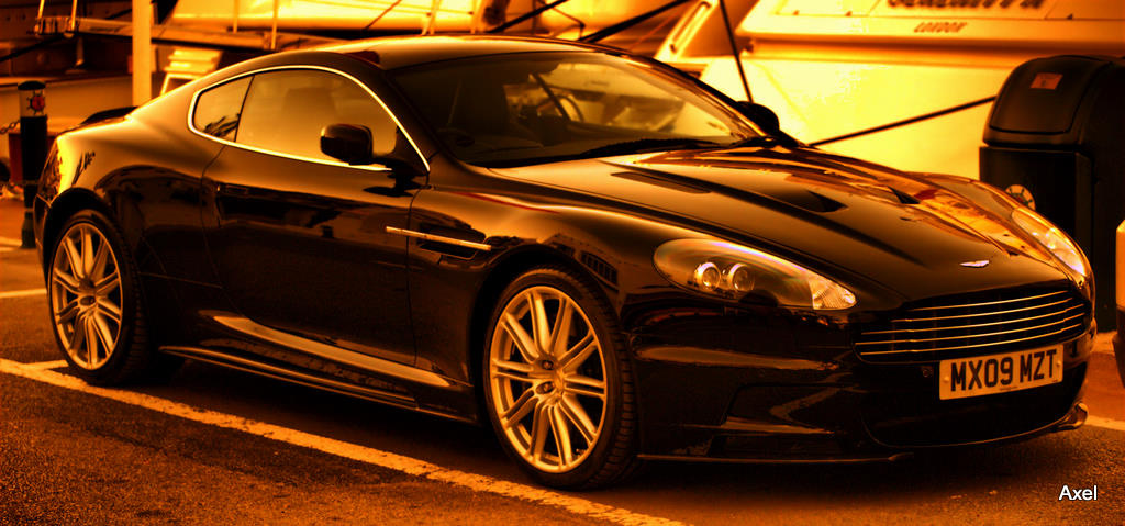 Aston Martin DBS HDR2