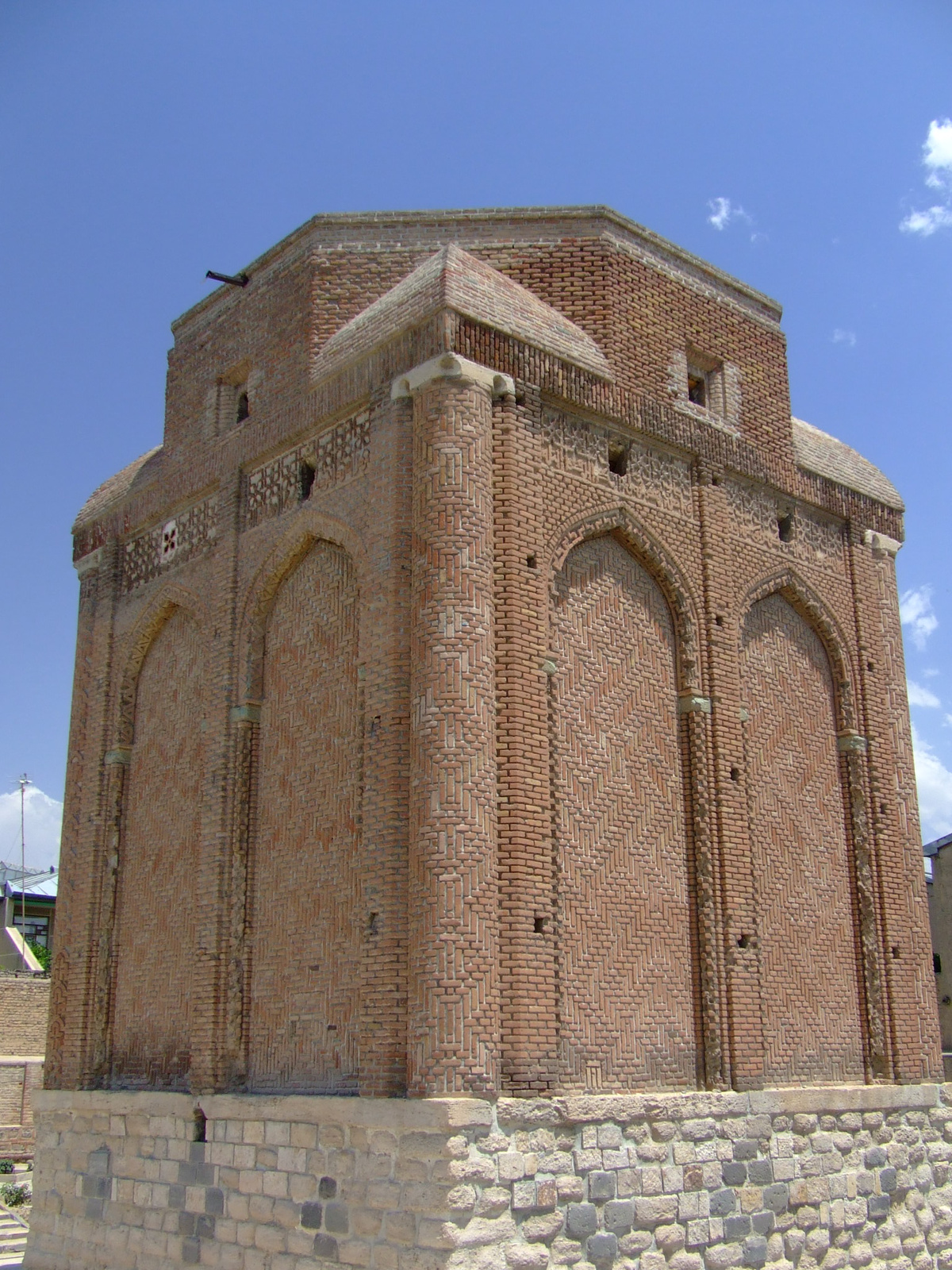 Irán 4491 Gonbad-e Sorkh Maragheh