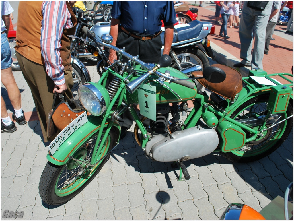 veteranmotortalalkozoveszpremelsogaca201200026