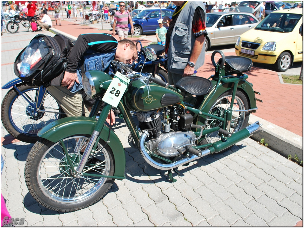 veteranmotortalalkozoveszpremelsogaca201200117