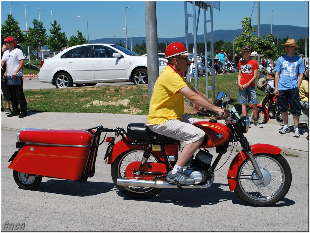 veteranmotortalalkozoveszpremelsogaca201200138