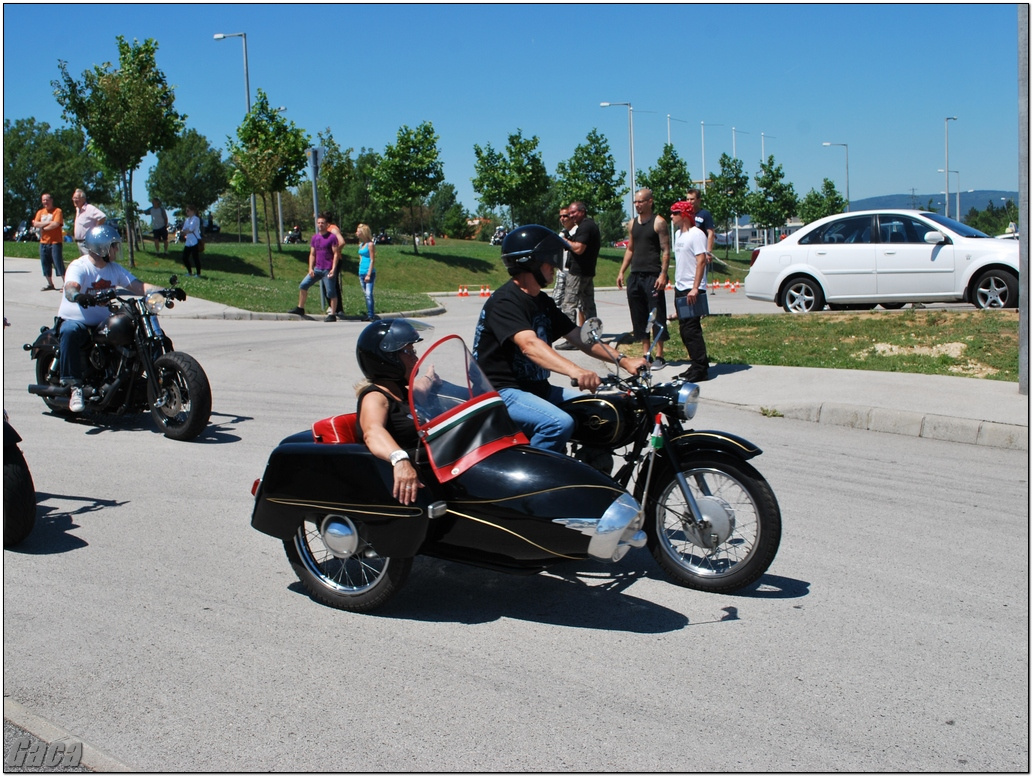 veteranmotortalalkozoveszpremelsogaca201200154