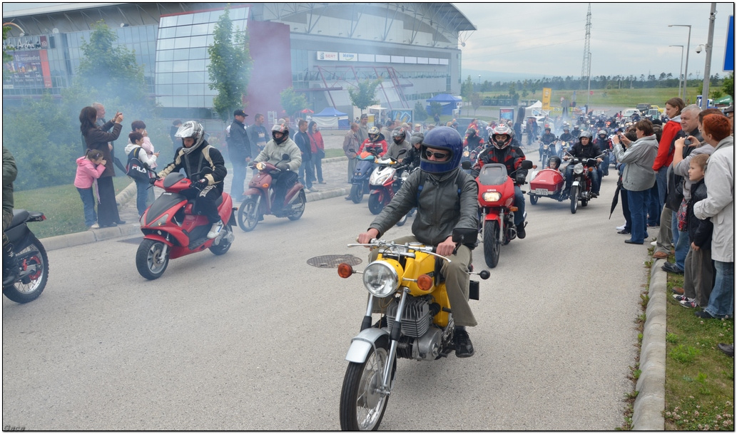 veszpremveteranmotortalakozogaca201300066