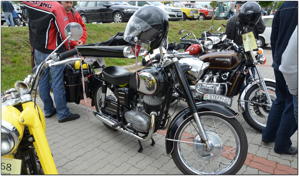 veszpremveteranmotortalakozogaca201300167