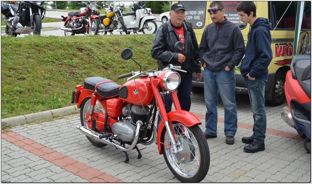 veszpremveteranmotortalakozogaca201300171