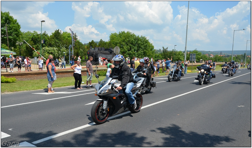 harleydavidsonopenroadfelvonulasmotorgaca201300087