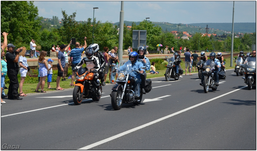 harleydavidsonopenroadfelvonulasmotorgaca201300112