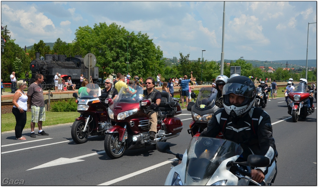 harleydavidsonopenroadfelvonulasmotorgaca201300138