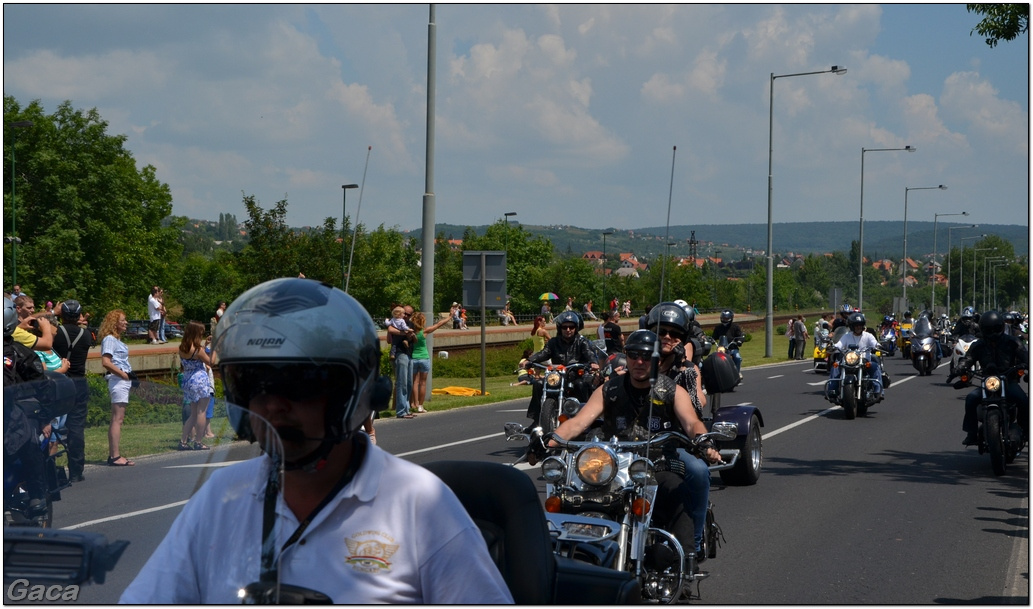 harleydavidsonopenroadfelvonulasmotorgaca201300150