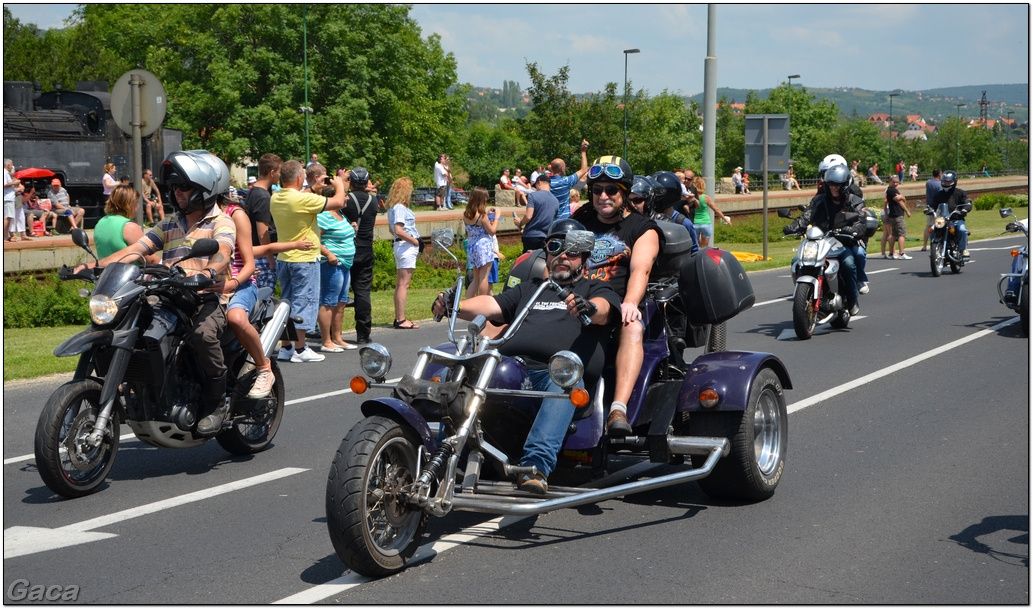 harleydavidsonopenroadfelvonulasmotorgaca201300151